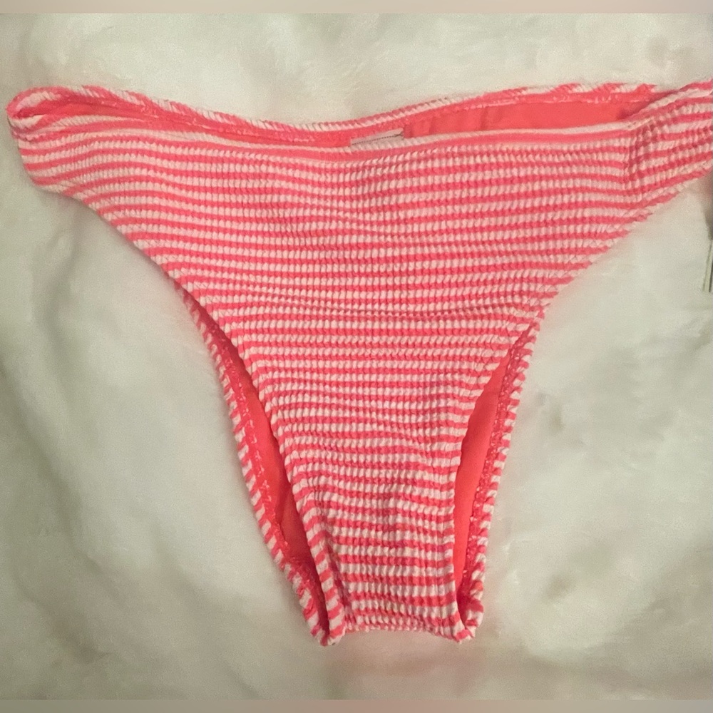 💖🤍No Boundaries Red and White Striped Bikini Bottom - Picture 6 of 8